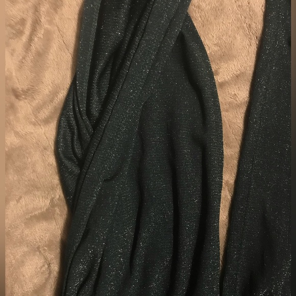 NWT Verdusa V-Neck Self Tie Bodysuit - Picture 13 of 14